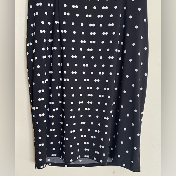 Anne Klein Sleeveless Black and White Polka Dot Ruched Side Dress - Picture 6 of 9